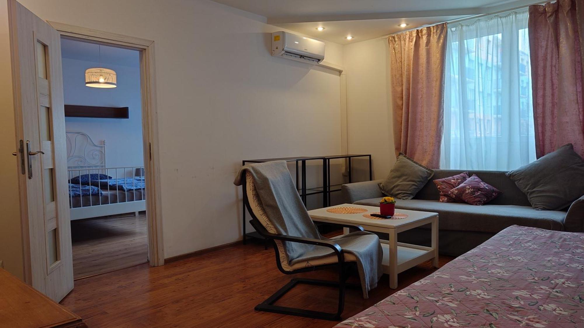 Dąbrowa Górnicza Apartamenty Nad Stonehenge מראה חיצוני תמונה