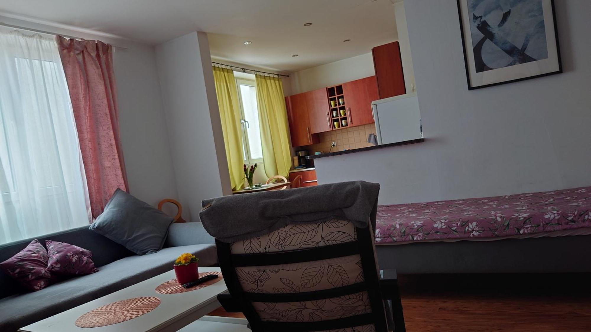 Dąbrowa Górnicza Apartamenty Nad Stonehenge מראה חיצוני תמונה
