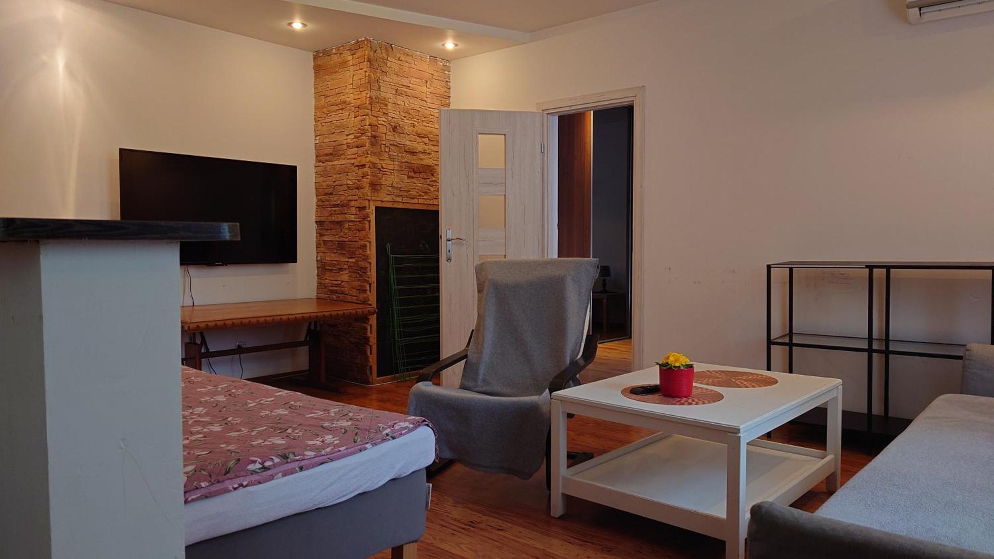 Dąbrowa Górnicza Apartamenty Nad Stonehenge מראה חיצוני תמונה